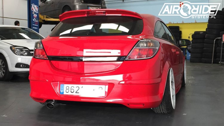 Opel Astra H - airRIDE-System - MAPET-TUNING GROUP