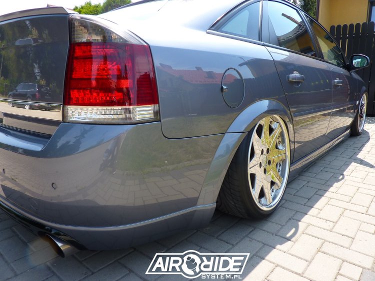 Opel Vectra C - airRIDE-System - MAPET-TUNING GROUP
