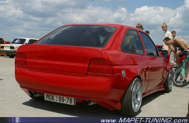 escort_18.jpg