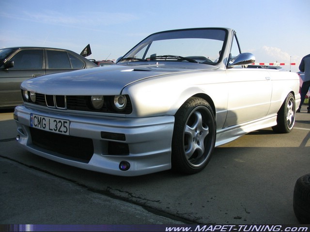 BMW 3 E30 (06).JPG