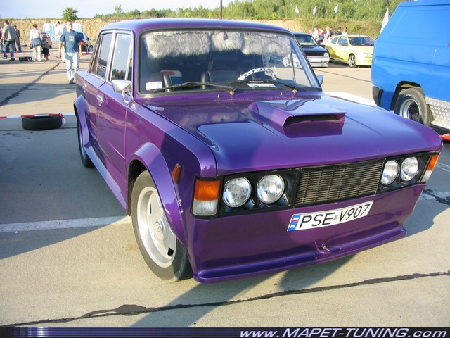 Fiat 125 (01).JPG