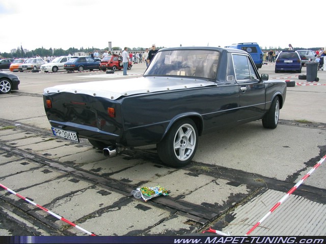 Fiat 125 pickup (01).JPG