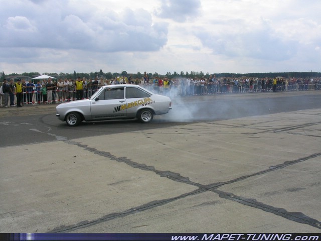 Ford Escort drift (03).JPG